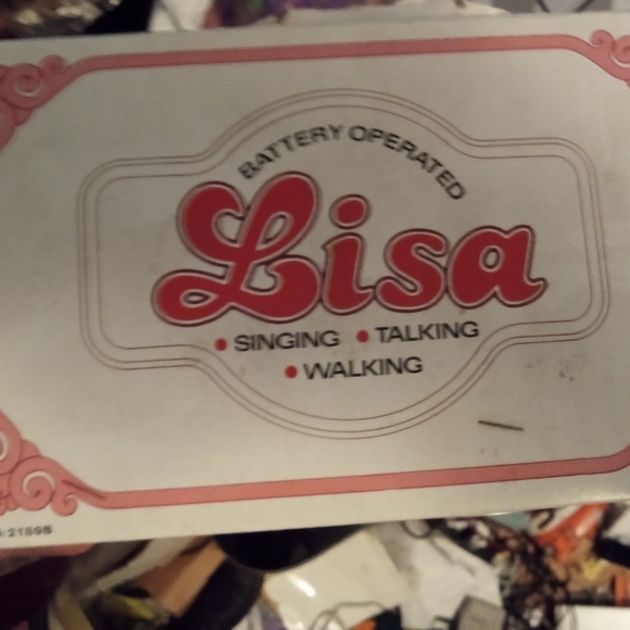 Vintage battery operated Lisa singing talking doll in box never open never used - Picture 11 of 12